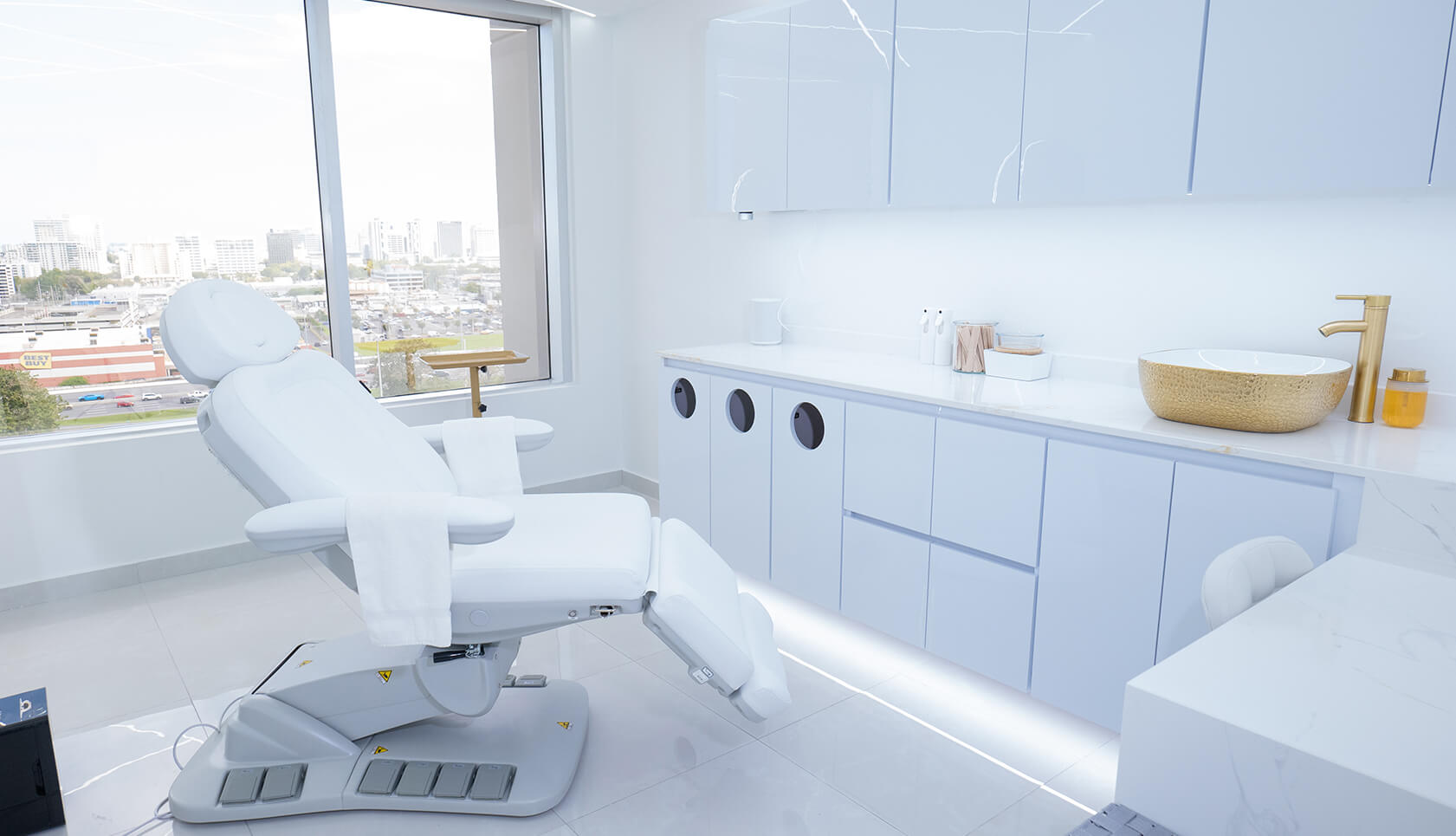 Alora Aesthetic Clinic - Enero 202310