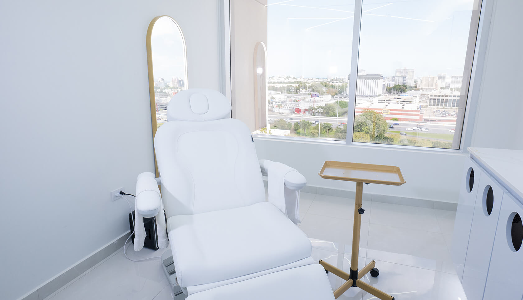 Alora Aesthetic Clinic - Enero 20234
