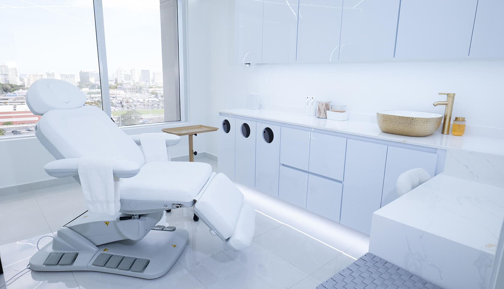 Alora Aesthetic Clinic - Enero 20238